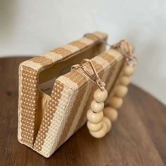 NWT Mini Hardshell Straw Clutch - A New Day - Picture 8 of 11